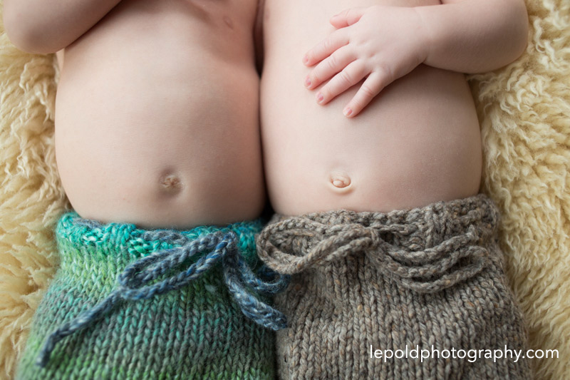 09-Newborn-Twins-LepoldPhotography1