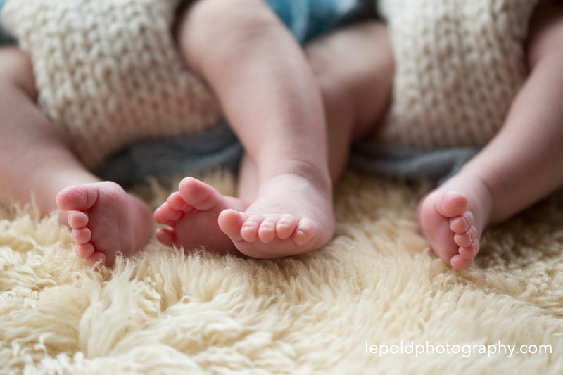 15-Newborn-Twins-LepoldPhotography1