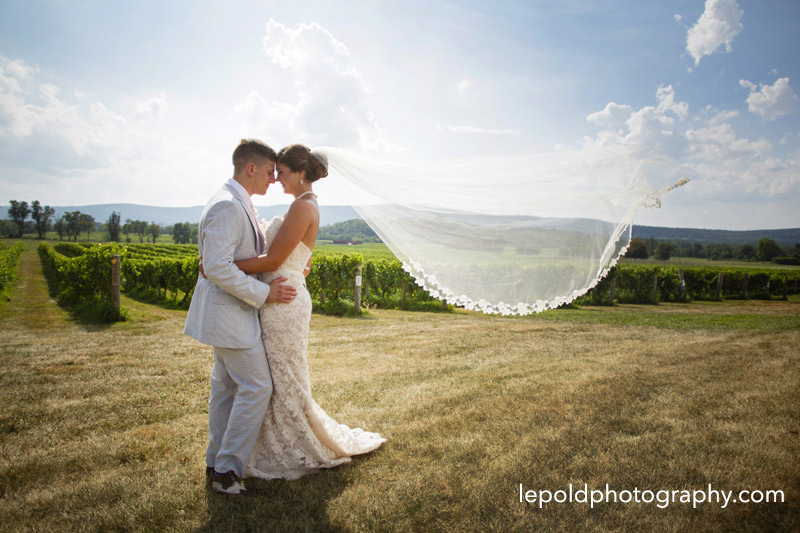 052-Breaux-Vineyard-Wedding-Lepold-Photography.jpg