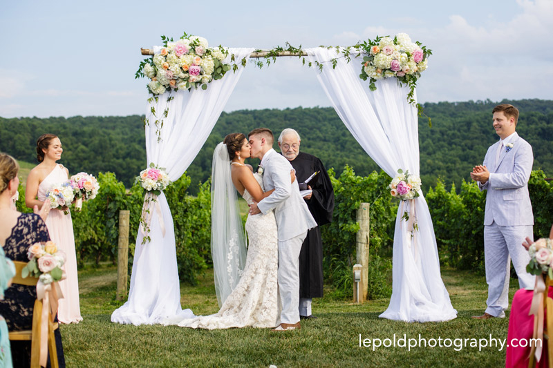 089-Breaux-Vineyard-Wedding-Lepold-Photography.jpg