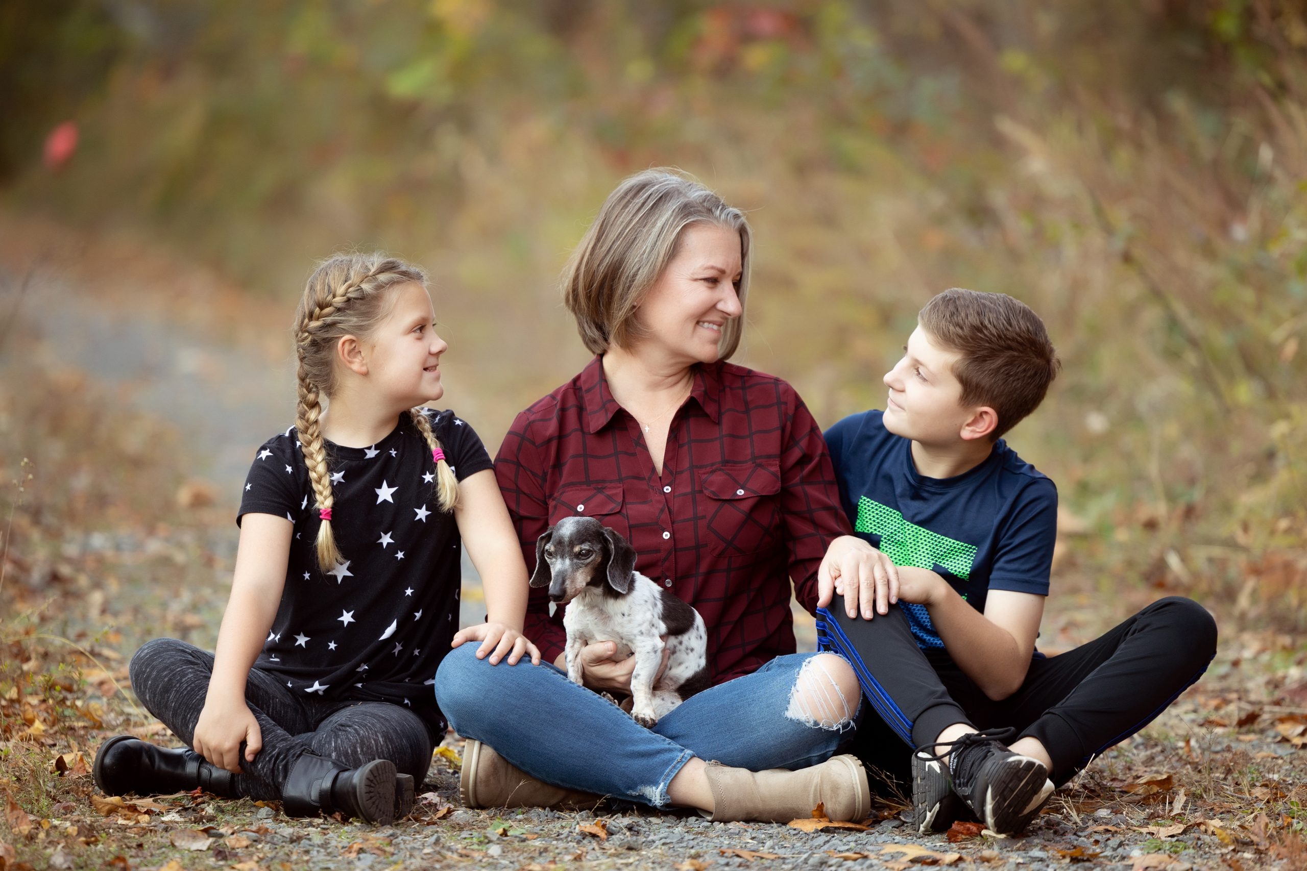 Northern Virginia photographer with kids and dog