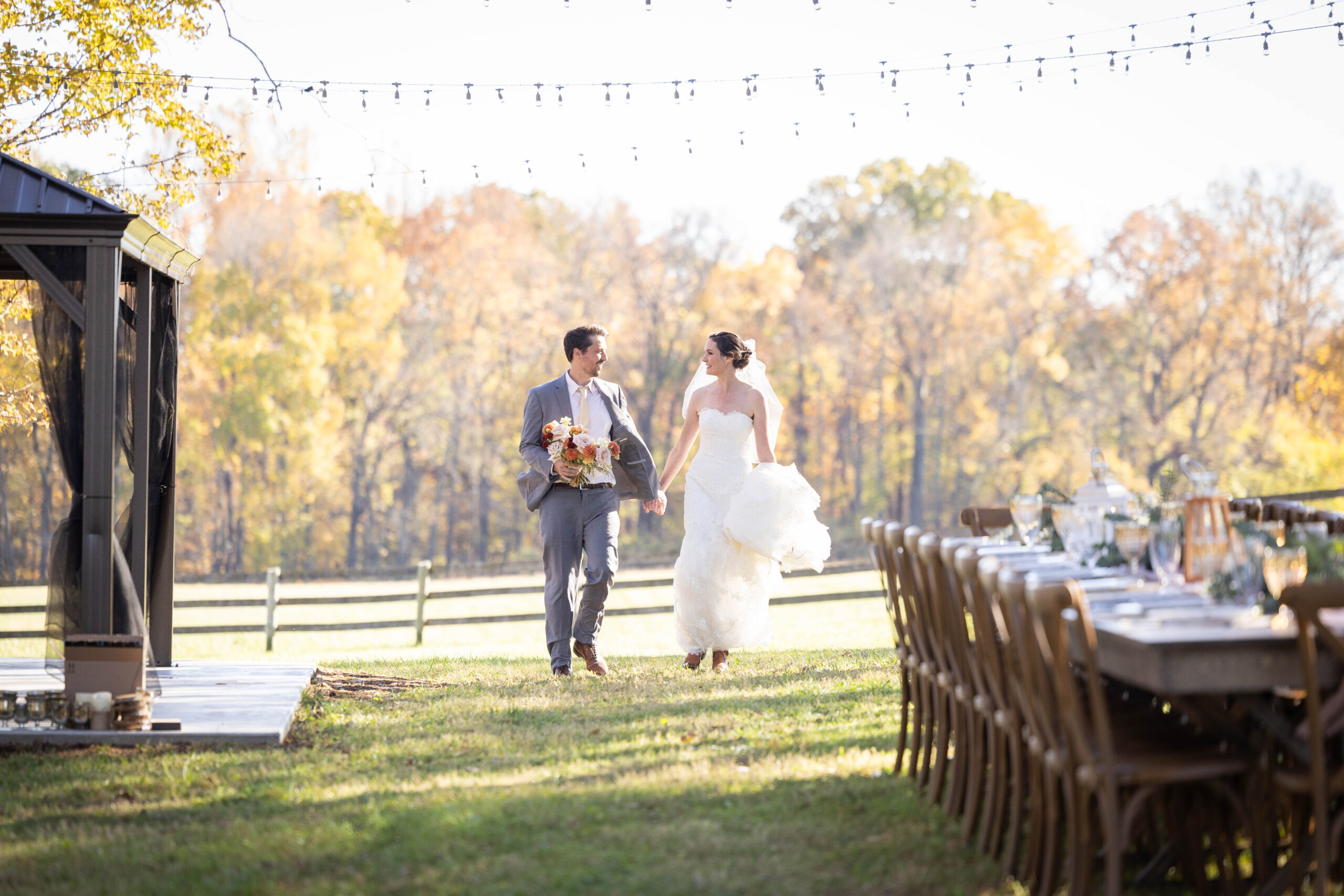 Scarlet Springs Farm fall wedding