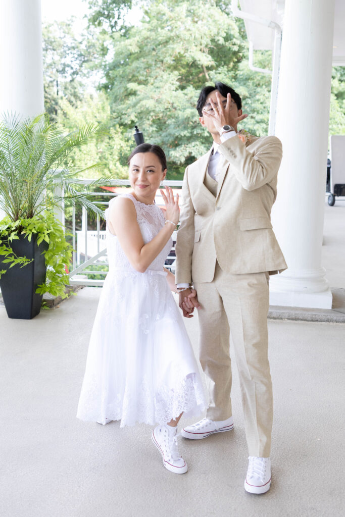 Wedding portraits of Joanna and Joshua at River Creek Club in Leesburg, Virginia, featuring the beautiful grounds and Potomac River. The couple’s love of nature and Joshua’s love of fishing made the waterfront setting especially meaningful.
